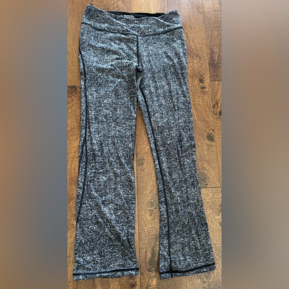 Knockout by Victoria secret VSX sport yoga pants Sz large - Picture 3 of 9